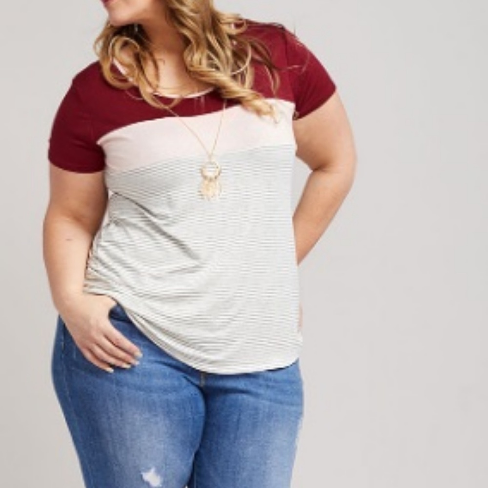 TShirt - Picture 3 of 5